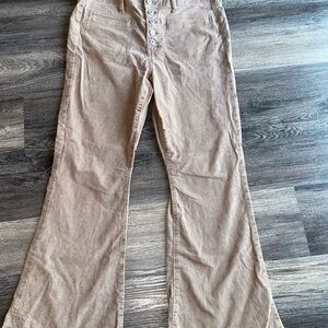 American Eagle Tan corduroy flare Jeans Women’s Juniors 12 Regular EUC
